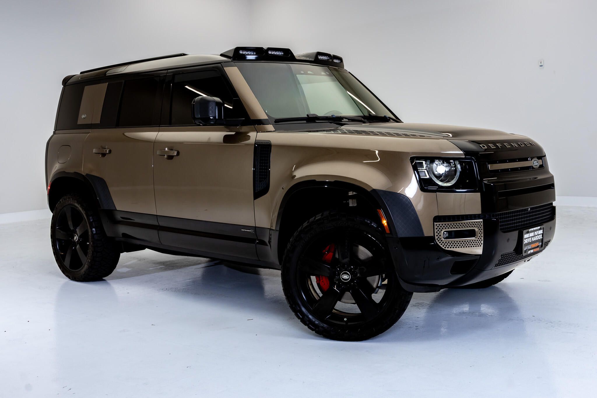 land rover defender 2024 SALEXEEU8R2337312 image land rover defender 2024 SALEXEEU8R2337312 image